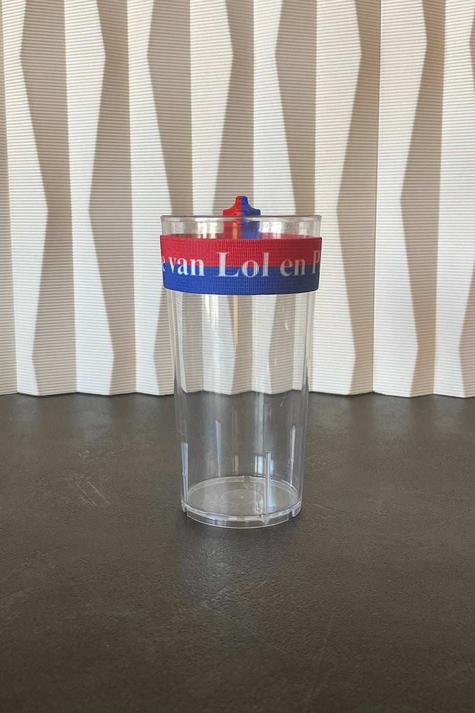 "Stedje van Lol en Plezeer" Clip A Cup