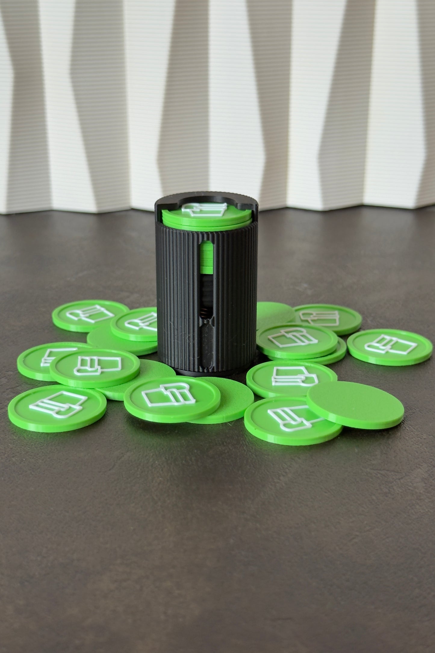 "Night" Coin Holder with Spring (Small)